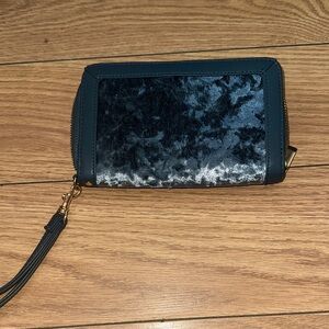 Elegant Black Velvet Women's Clutch